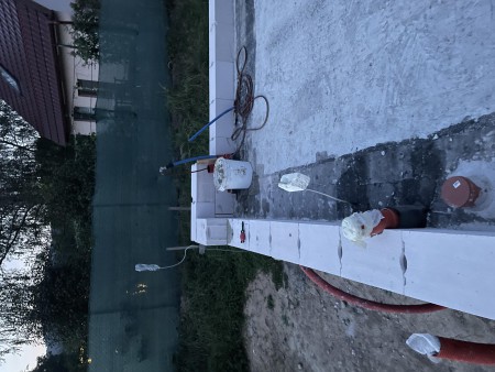 Založení první řady obvodových stěn